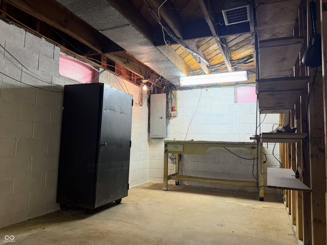 1352 Maynard Drive, Indianapolis, IN 46227