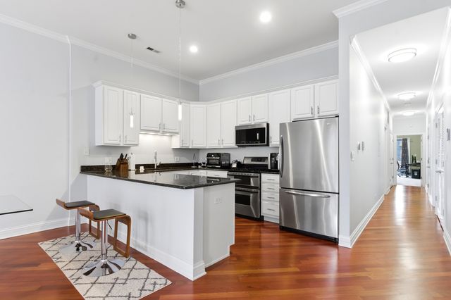 1359 W GRAND Avenue 2, Chicago, IL 60642