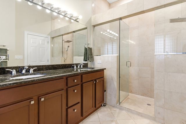 1359 W GRAND Avenue 2, Chicago, IL 60642