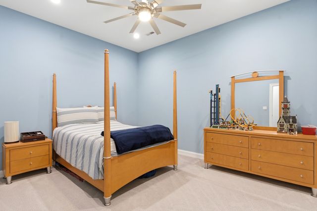 1359 W GRAND Avenue 2, Chicago, IL 60642