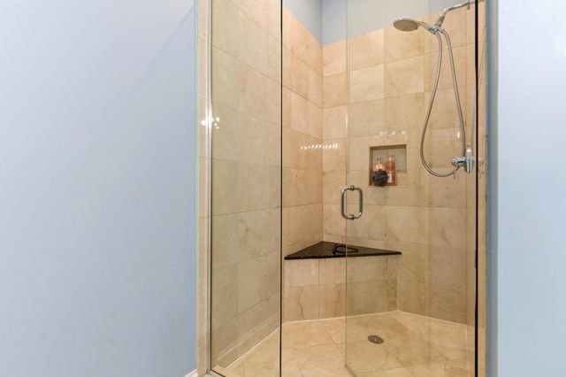 1359 W GRAND Avenue 2, Chicago, IL 60642