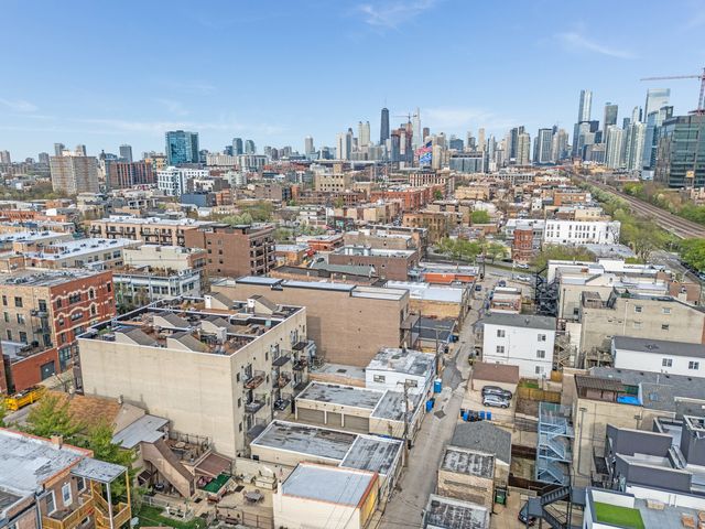 1359 W GRAND Avenue 2, Chicago, IL 60642