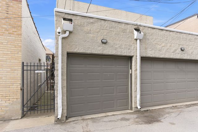 1359 W GRAND Avenue 2, Chicago, IL 60642