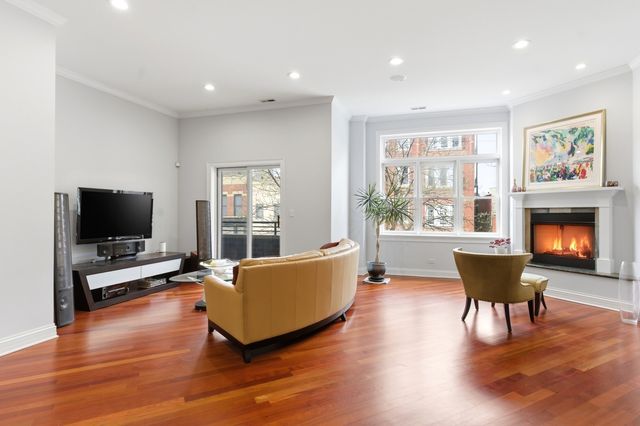 1359 W GRAND Avenue 2, Chicago, IL 60642