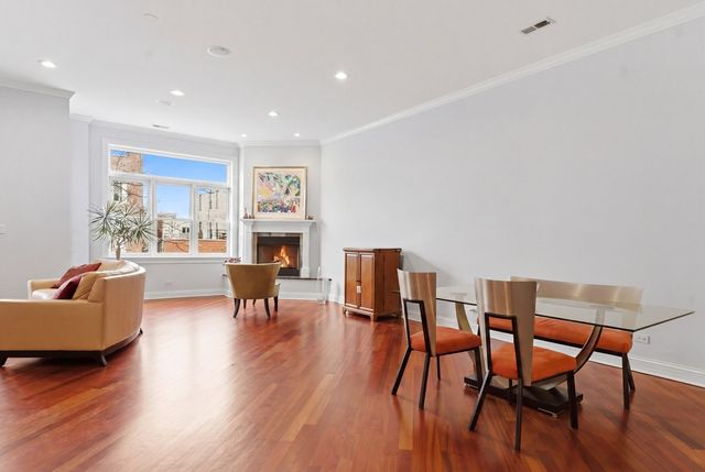 1359 W GRAND Avenue 2, Chicago, IL 60642