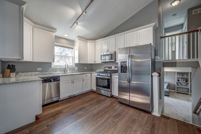 1126 STARLITE Court, Naperville, IL 60564