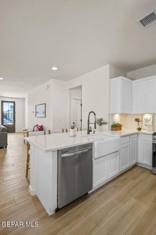 661 Paseo Dulce Avenue, El Paso, TX 79928