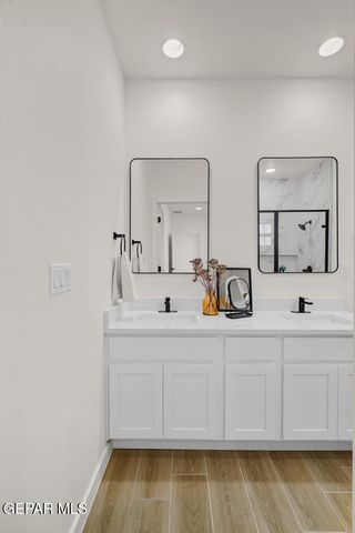 661 Paseo Dulce Avenue, El Paso, TX 79928