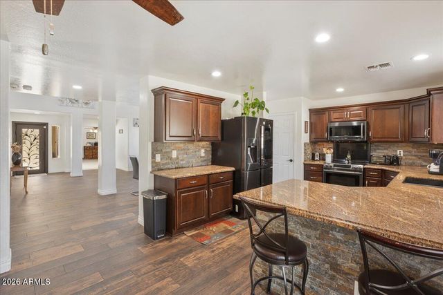 2005 S 81ST Drive, Phoenix, AZ 85043