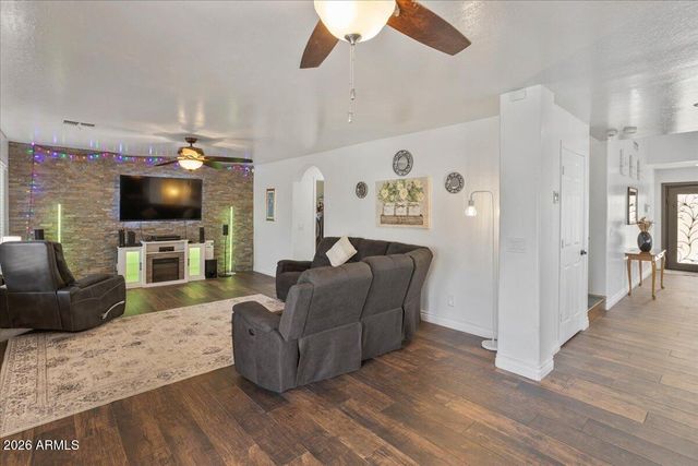 2005 S 81ST Drive, Phoenix, AZ 85043