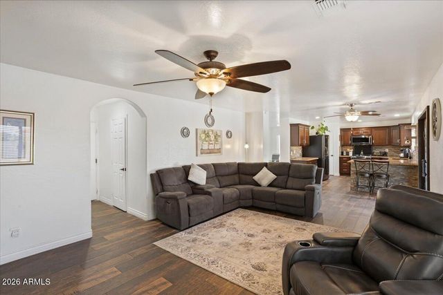 2005 S 81ST Drive, Phoenix, AZ 85043