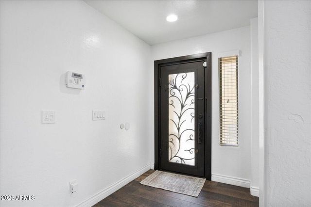 2005 S 81ST Drive, Phoenix, AZ 85043