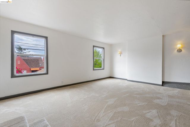 8342 Ney Avenue, Oakland, CA 94605