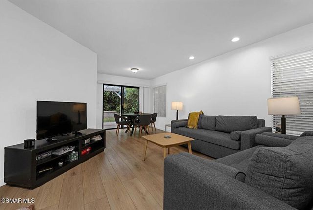 4139 Lost Springs Drive, Calabasas, CA 91301