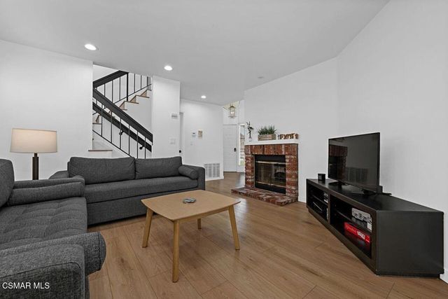 4139 Lost Springs Drive, Calabasas, CA 91301