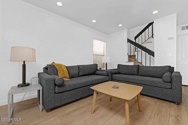 4139 Lost Springs Drive, Calabasas, CA 91301
