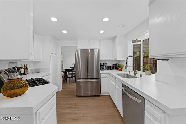 4139 Lost Springs Drive, Calabasas, CA 91301