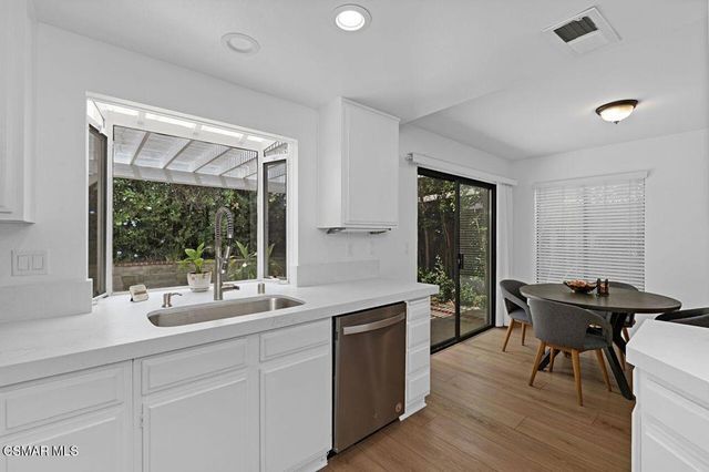 4139 Lost Springs Drive, Calabasas, CA 91301
