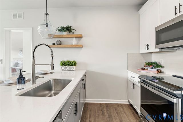 13302 Coalfield Station Ln, Midlothian, VA 23114