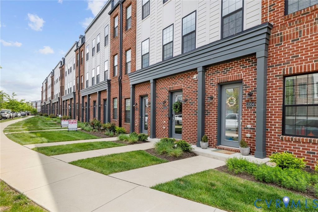 13302 Coalfield Station Ln, Midlothian, VA 23114