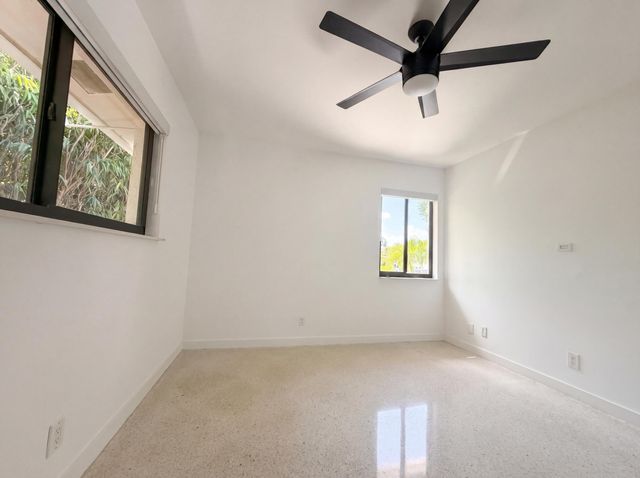 1717 NE 20th Avenue, Fort Lauderdale, FL 33305