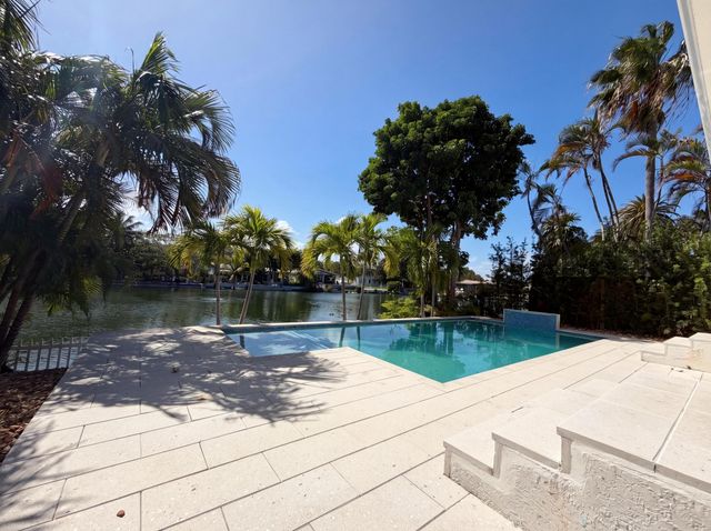 1717 NE 20th Avenue, Fort Lauderdale, FL 33305