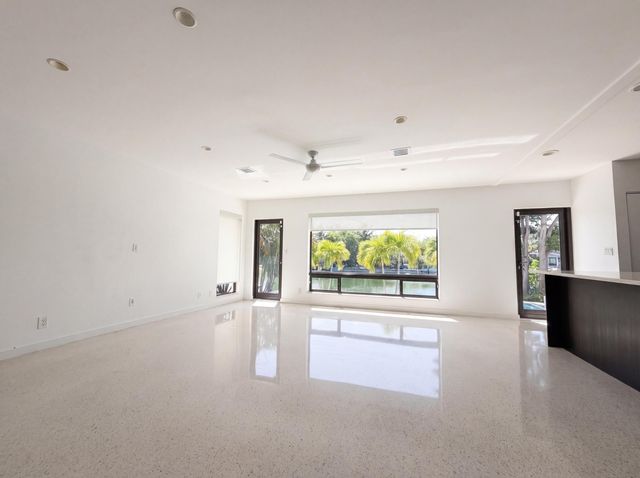 1717 NE 20th Avenue, Fort Lauderdale, FL 33305