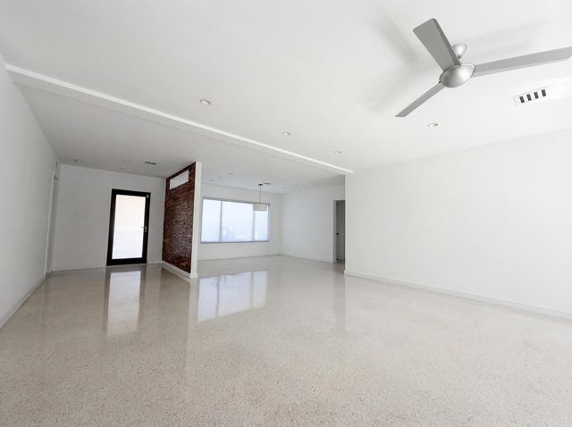 1717 NE 20th Avenue, Fort Lauderdale, FL 33305