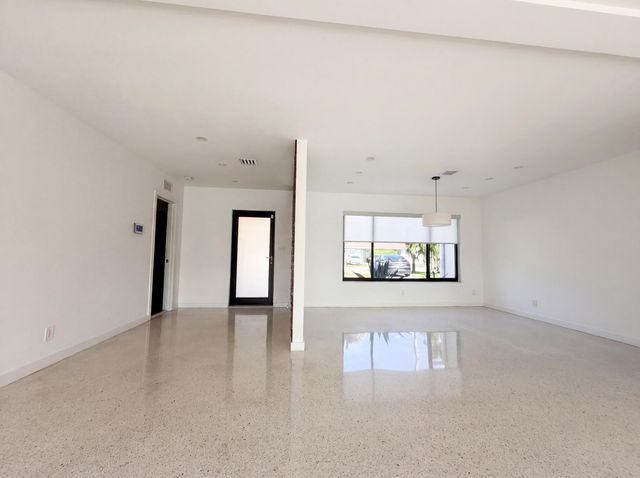 1717 NE 20th Avenue, Fort Lauderdale, FL 33305