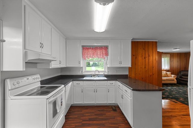 5891 S S U S 231, Dothan, AL 36301