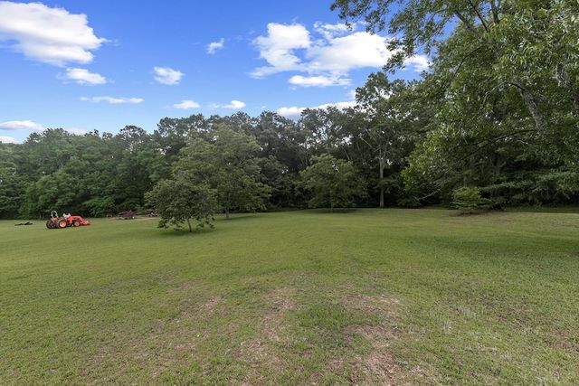5891 S S U S 231, Dothan, AL 36301