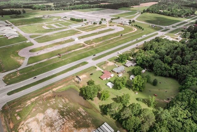 5891 S S U S 231, Dothan, AL 36301