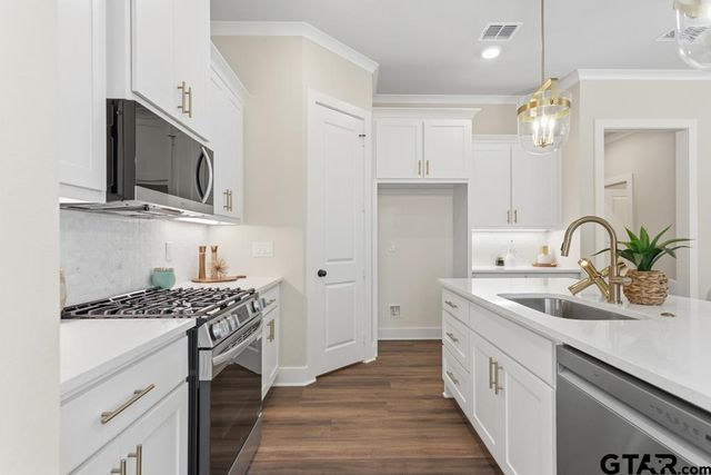 7183 Alexander, Tyler, TX 75707