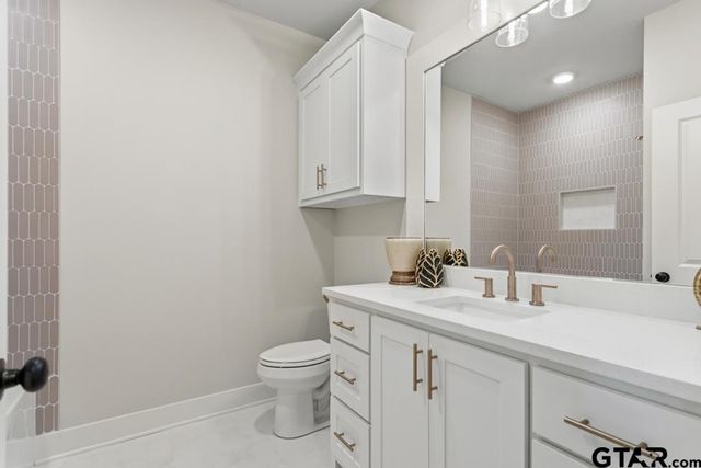 7183 Alexander, Tyler, TX 75707