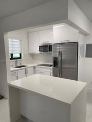 2930 Day Ave N104, Miami, FL 33133