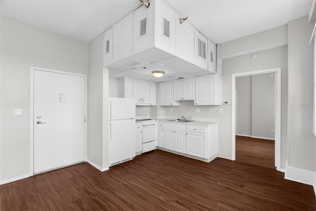 411 1ST AVENUE N 709, St Petersburg, FL 33701