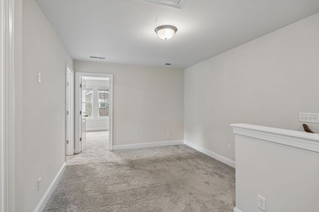 431 Palmetto Dr, Columbia, TN 38401