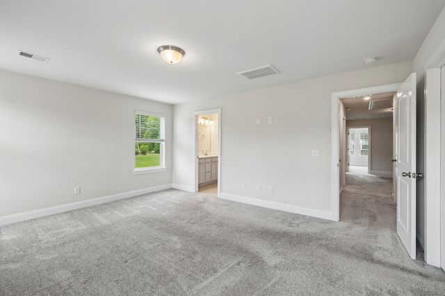 431 Palmetto Dr, Columbia, TN 38401