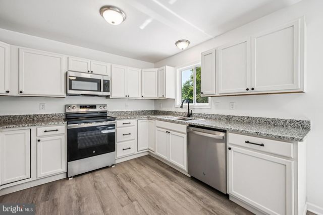 24 WILDGEESE CIR, Browns Mills, NJ 08015