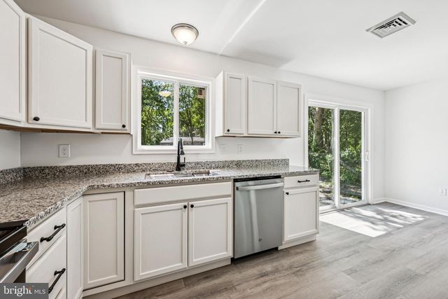 24 WILDGEESE CIR, Browns Mills, NJ 08015