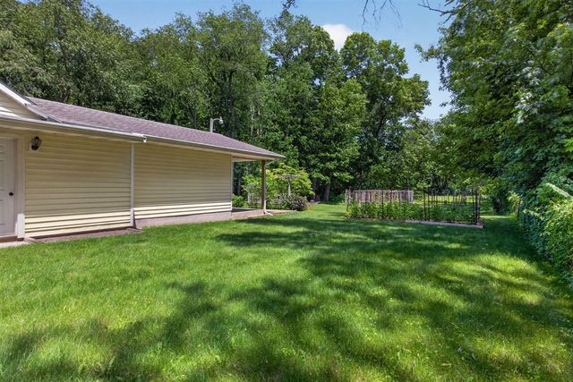 235 Bender Street, Jackson, MI 49202