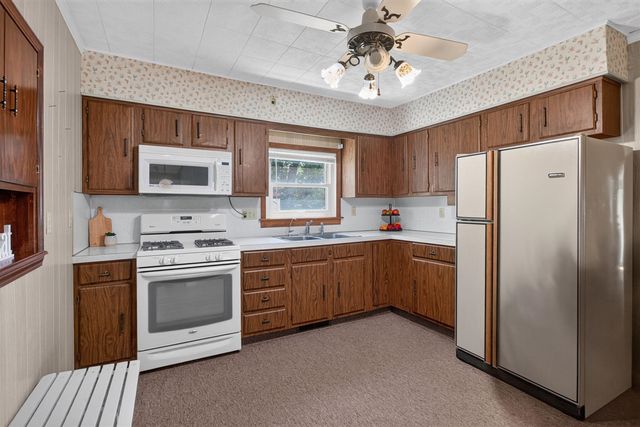 235 Bender Street, Jackson, MI 49202