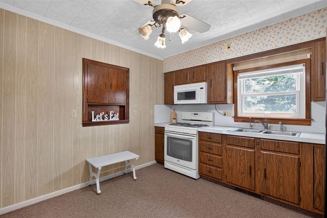 235 Bender Street, Jackson, MI 49202