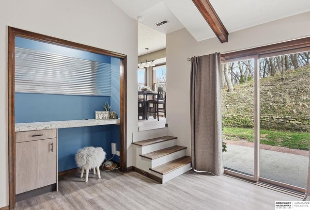 907 Wolf Lane, Bellevue, NE 68005