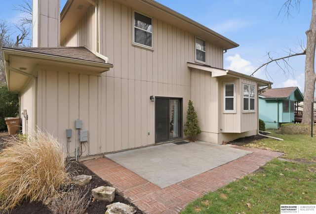 907 Wolf Lane, Bellevue, NE 68005