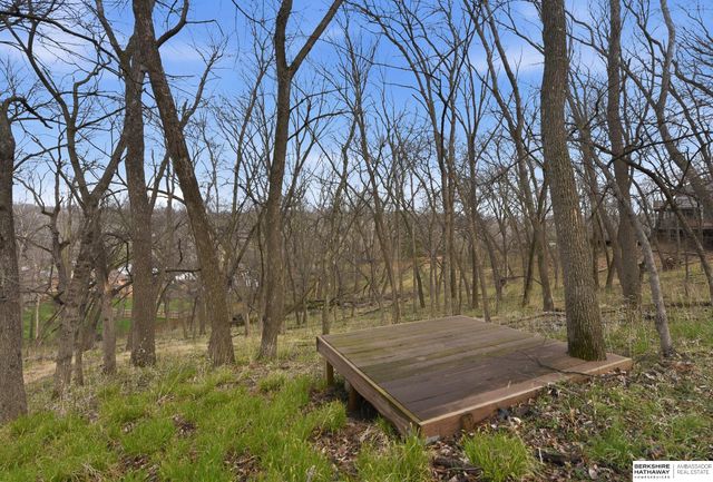 907 Wolf Lane, Bellevue, NE 68005