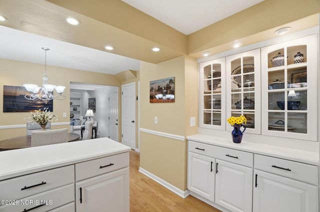 6854 Williamsburg Drive, Sylvania, OH 43560