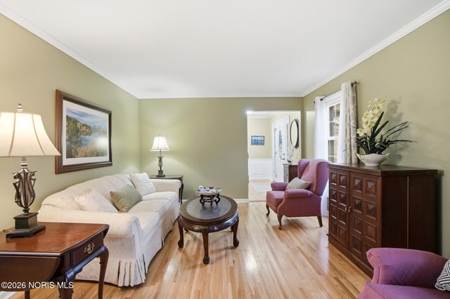 6854 Williamsburg Drive, Sylvania, OH 43560