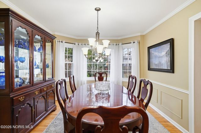 6854 Williamsburg Drive, Sylvania, OH 43560