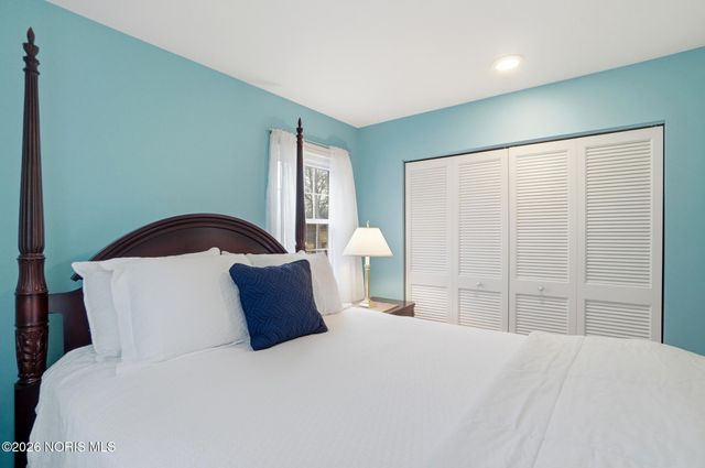 6854 Williamsburg Drive, Sylvania, OH 43560